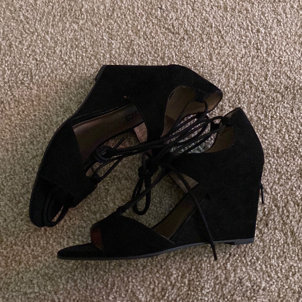 Never Worn great shoes size 5 1/2